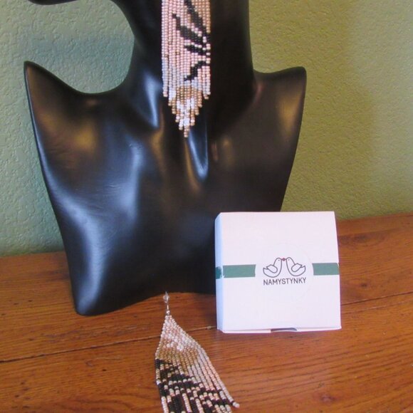 Beautiful Namystynky Etsy Artisan Floral Abstract Long Czech Beaded Earrings - Picture 10 of 15